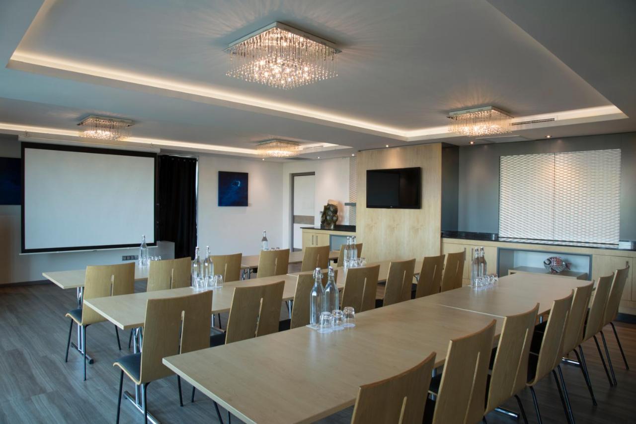 Hotel Verde Cape Town Airport Matroosfontein Екстер'єр фото